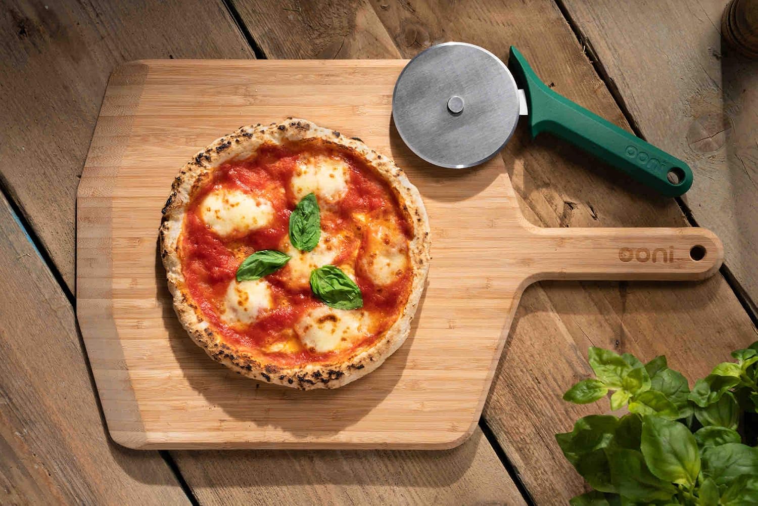 Ooni 16” Bamboo Pizza Peel, Wooden Pizza Peel 16 Inch/40cm, Pizza Spatula Paddle, Pizza Cutting Board - Image 4
