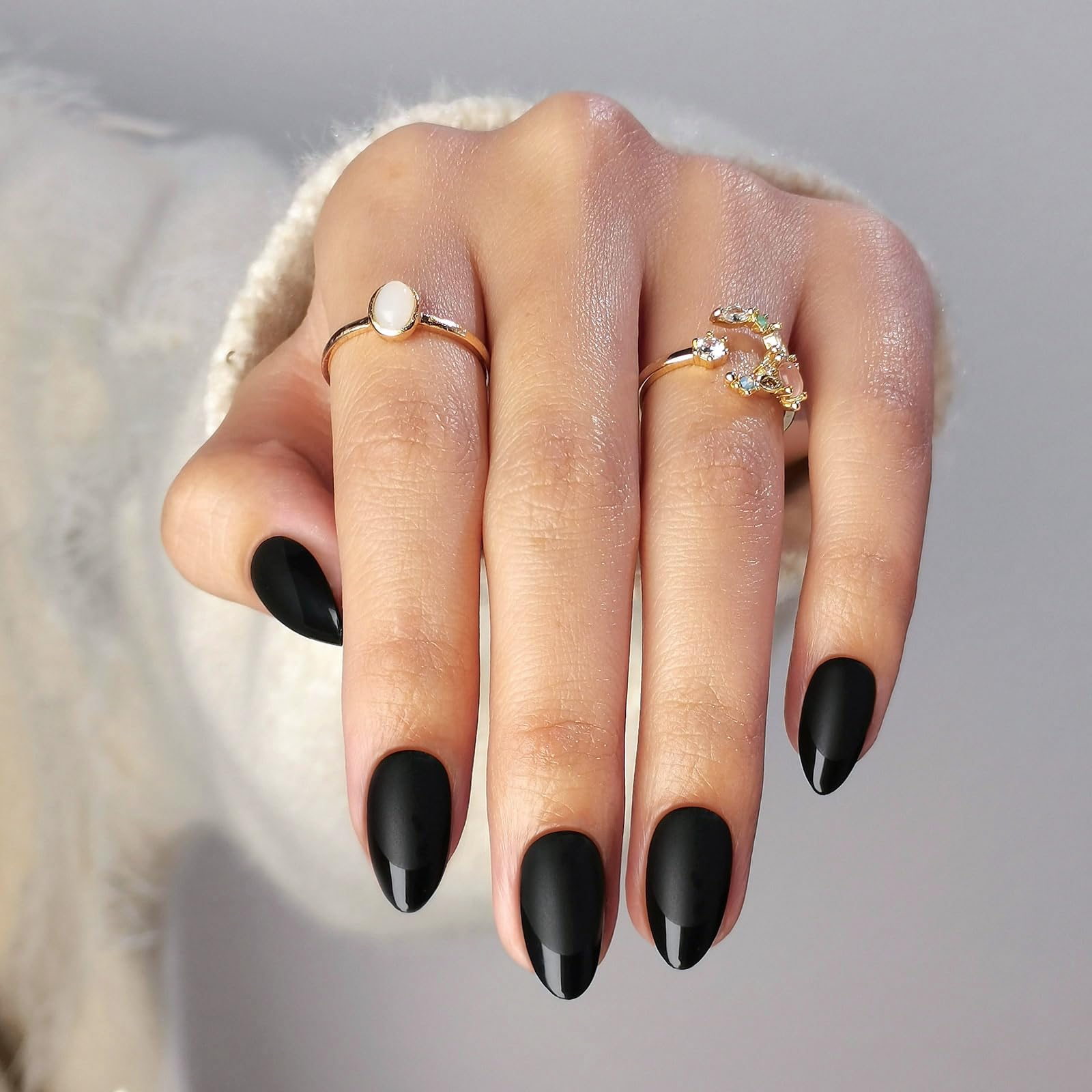 SHANGMENG Matte Black French Tip Press on Nails Almond - Soft Gel Press on Nails Short for Women Gift, Fit Perfectly & Natural Stick on Nails with Glue in 16 Sizes - 32 Reusable Fake Nails, Black - Image 8