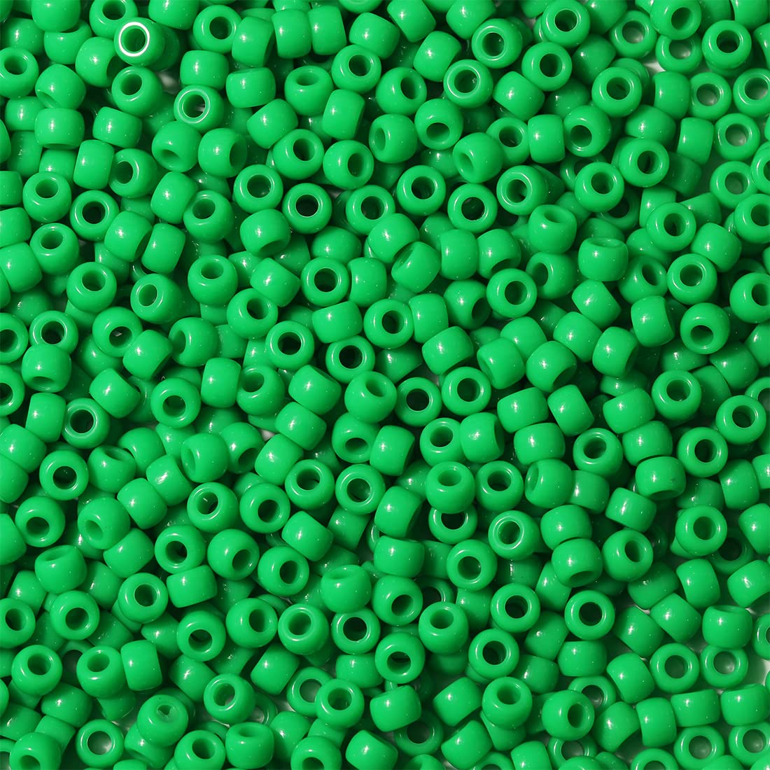 Bala&Fillic Size 6x9mm Green Pony Beads with Smooth Surface Total 1000pcs Craft Pony Beads for Making Bracelets (Green)