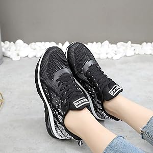 womens fashion tennis shoes