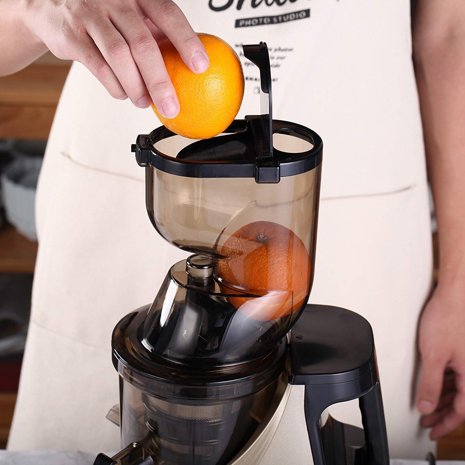 Easy Cleaning Vertical Juicing Machine BPA Free Caynel Whole Slow