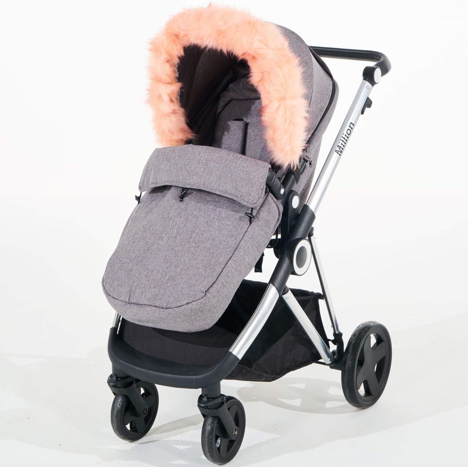 venicci pram with fur hood