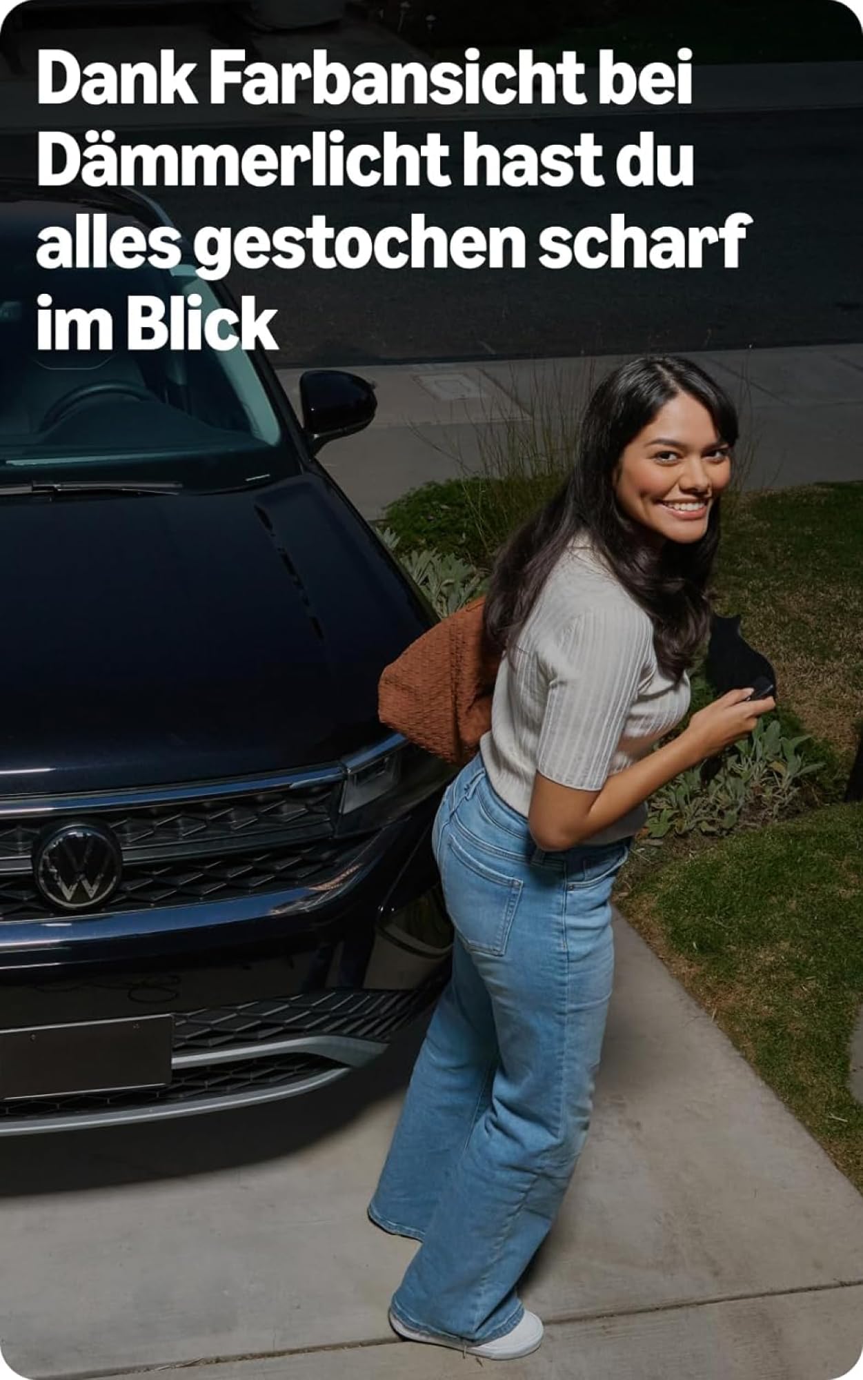 Blink Außenkamera 2K+ (neueste Generation) + Blink Videotürklingel – Kabellose, intelligente Sicherheitskamera, 2K-Videoauflösung. Sync-Basismodul enthalten – 1-Kamera-System, Schwarz 4