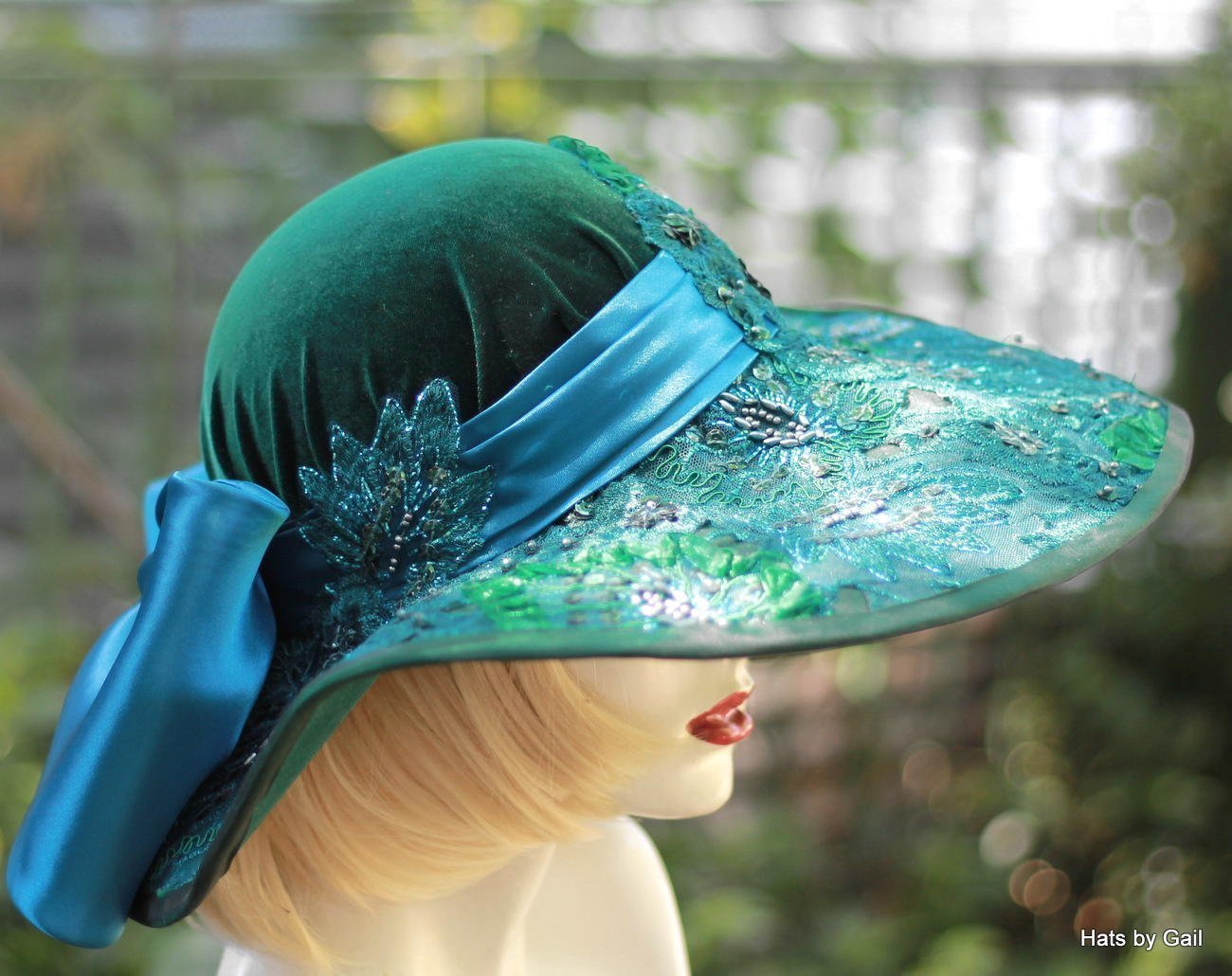 womens velvet hat