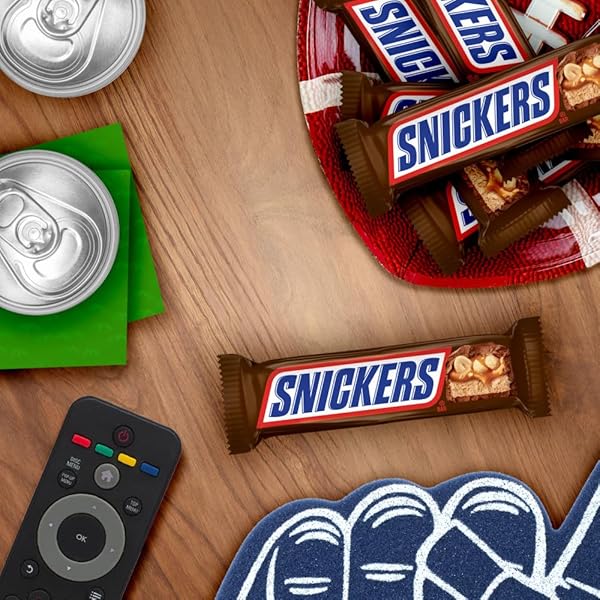 SNICKERS NFL FOOTBALL FULL SIZE CHOCOLATE CANDY BARS, CARAMEL CHOCOLATE FOR PARTIES, TAILGATING, OR GAME DAY SNACKS, 11.16 OZ BAG (PACK OF 6)