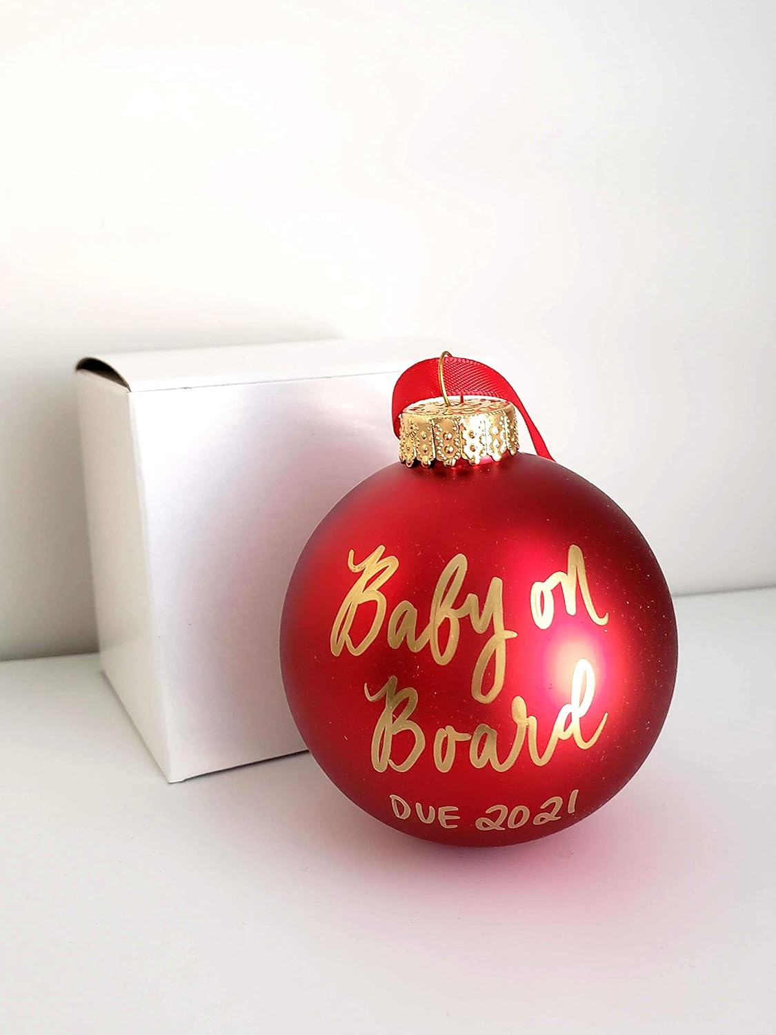 pregnancy announcement bauble