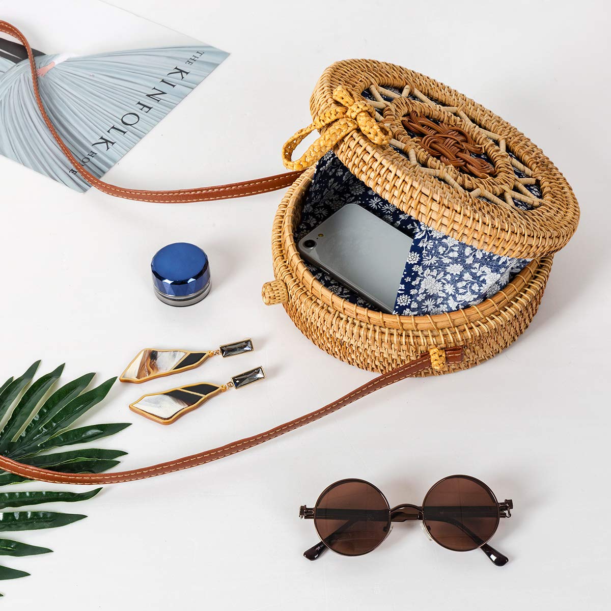 Handwoven Round Rattan Bag for Women Lefur Handmade Shoulder Straw Bag Crossbody Purse with Handles Hollow-Carved