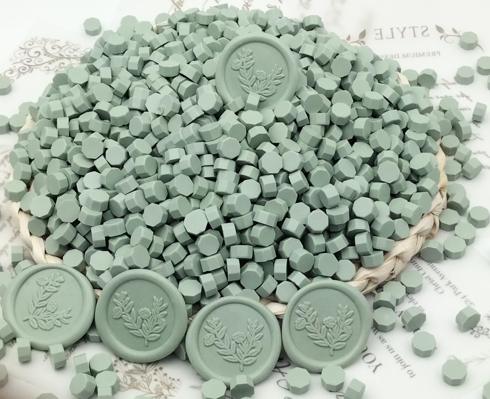 300 Pcs Wax Seal Beads, Sealing Wax Beads, Refilling Octagon Wax Sealing Beads for Wax Stamp Sealing, Perfect for Wedding Invitations, Christmas Cards, Envelopes, Letter Sealing (Sage Green)