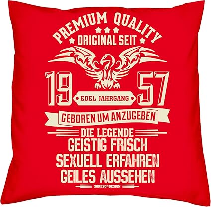 Soreso Geschenk Zum 64 Geburtstag Kissen Rot Mit Fullung Edel Jahrgang 1957 Zierkissen Dekokissen Mit Urkunde Fur Manner Frauen 64 Jahre Amazon De Kuche Haushalt