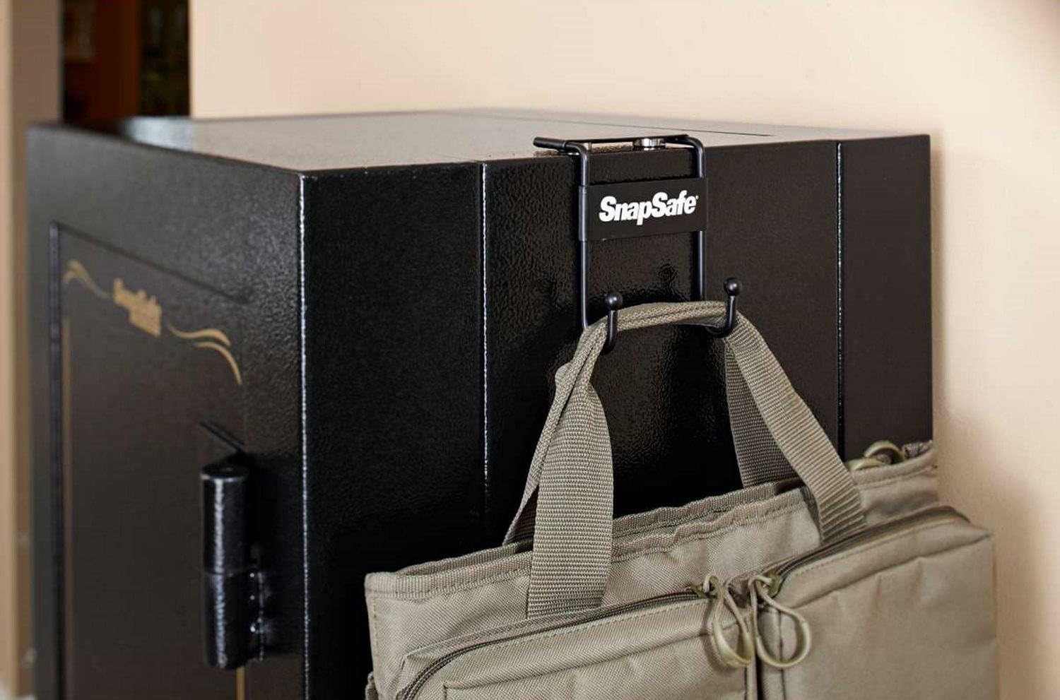 75911 Snapsafe Magnetic Safe Hook: Sports & Outdoors