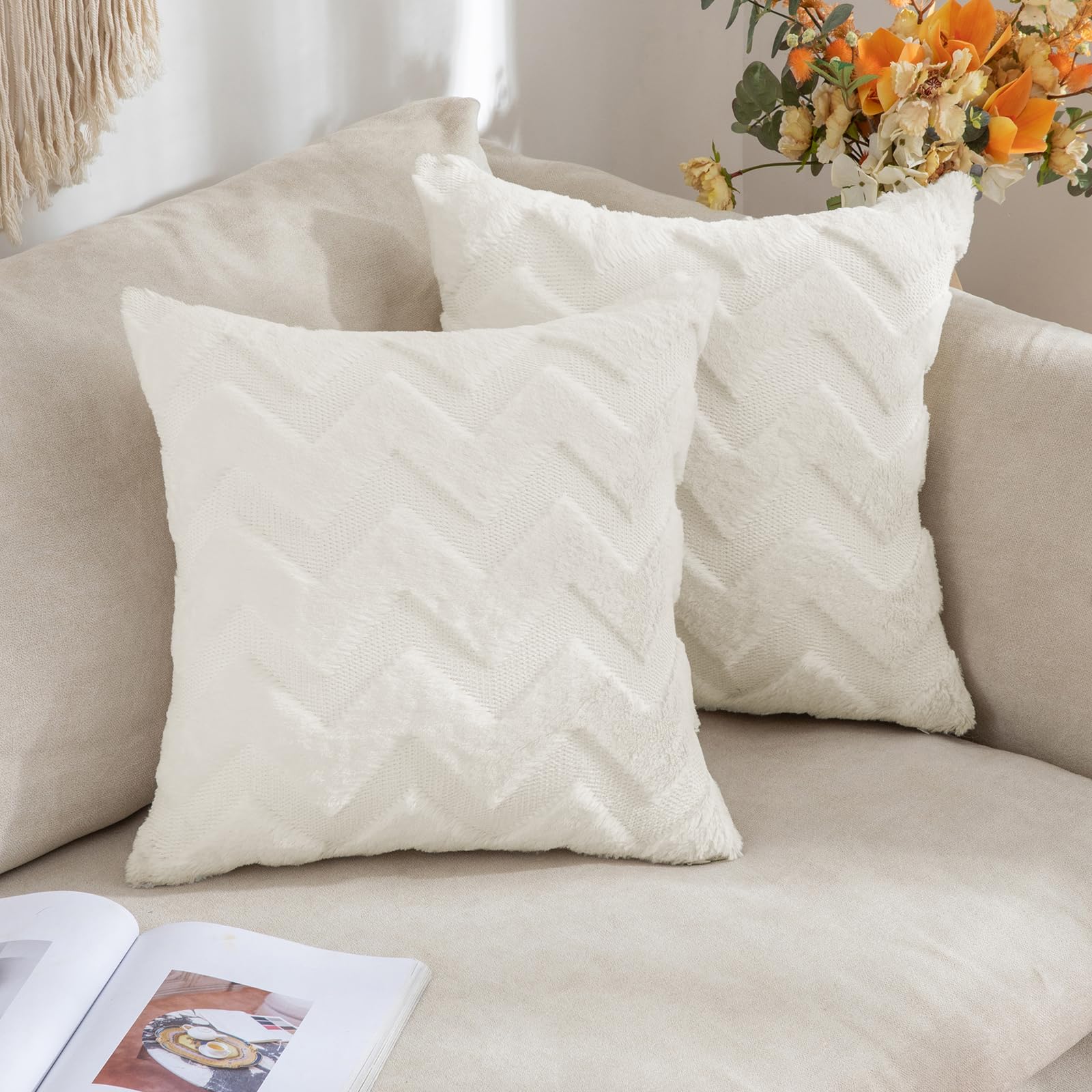 MIULEE Set of 2 Cushion Covers in Artificial Wool and Artificial Suede with Wave Patterns on Two Sides Comfortable Pillowcase for Living Room, Bedroom, Sofa, 40 x 40 cm, Milk White