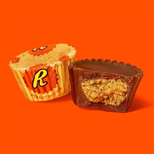 REESE’S MINIATURES MILK CHOCOLATE PEANUT BUTTER CUPS, CANDY PARTY PACK, 35.6 OZ