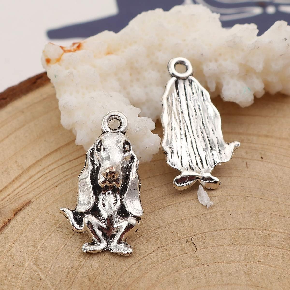 Julz Beads5 Bassett Hound Dog Charms - 25mm x 14mm - Antique Silver Tone - J126744D