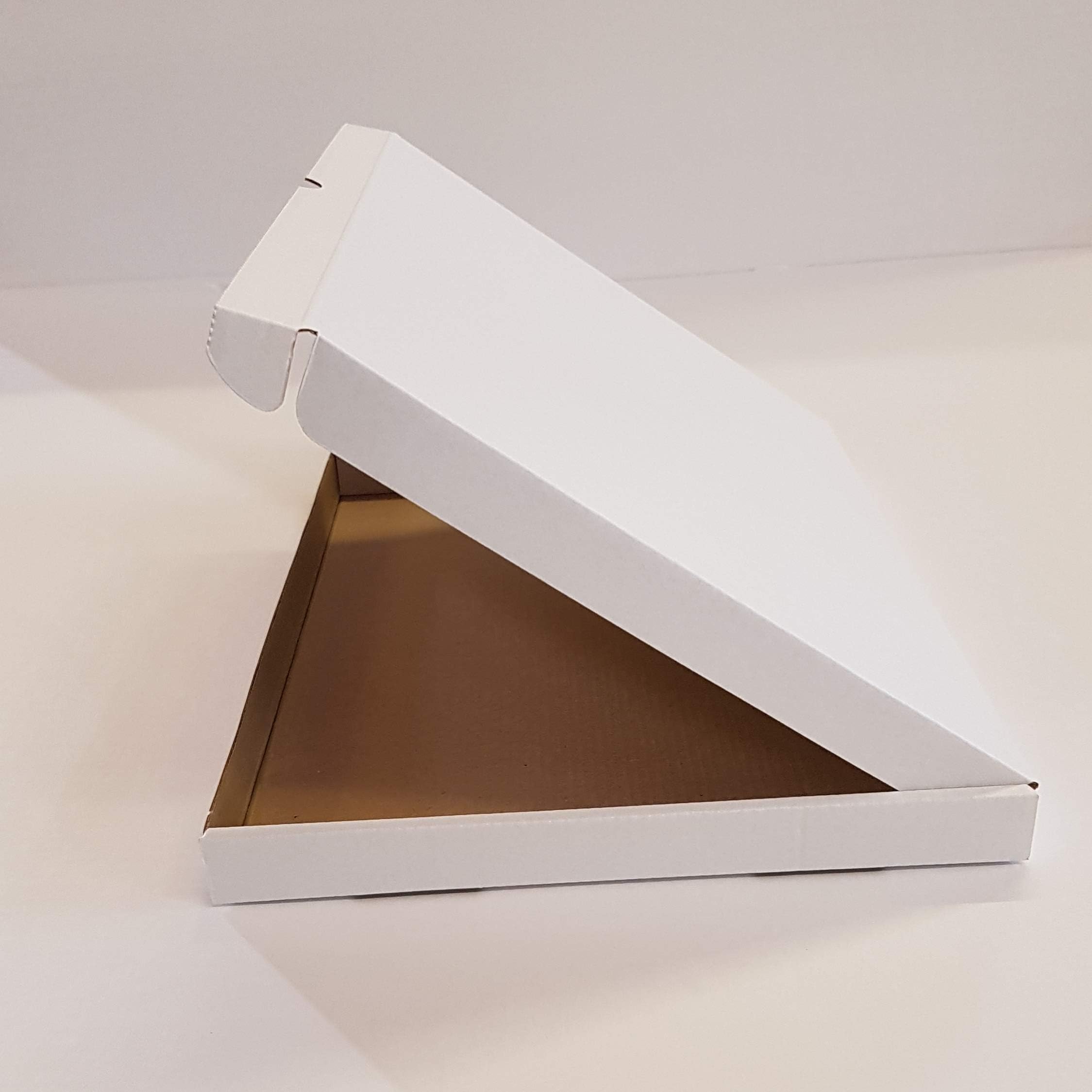 25 White C4 A4 Shipping Boxes for: T-Shirts Underwear Socks Clothes Scarf CAPS