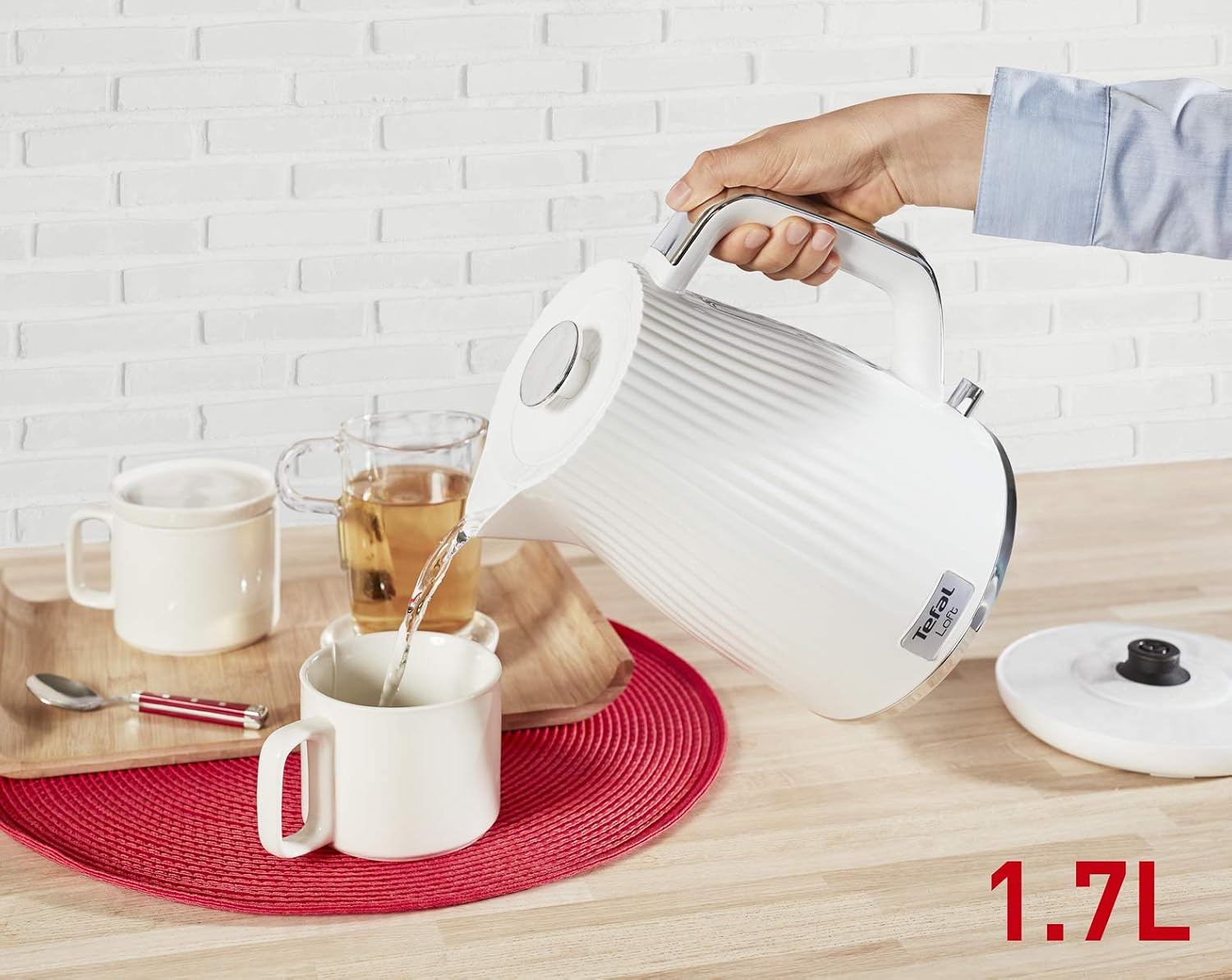 Tefal Loft Electric Kettle, 1.7L, Fast Boil, Cordless Kettle, Water level Window, 3000W, Removable Anti-Scale Filter, Quiet - Image 3