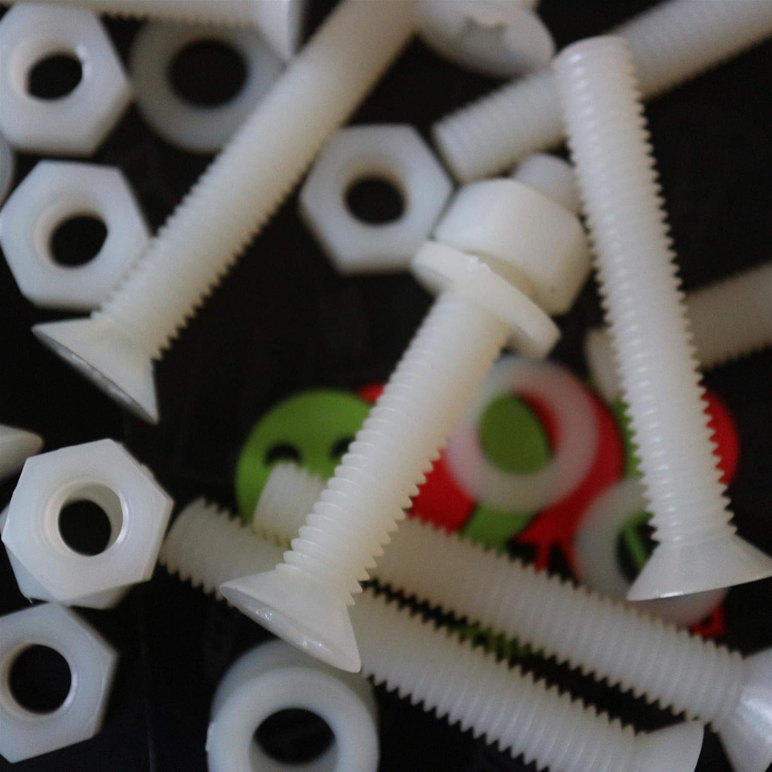 50 x Nylon Countersunk Plastic Machine Screws, M5 x 40mm, Plastic Bolts, Nuts & Washers, Natural - Image 5