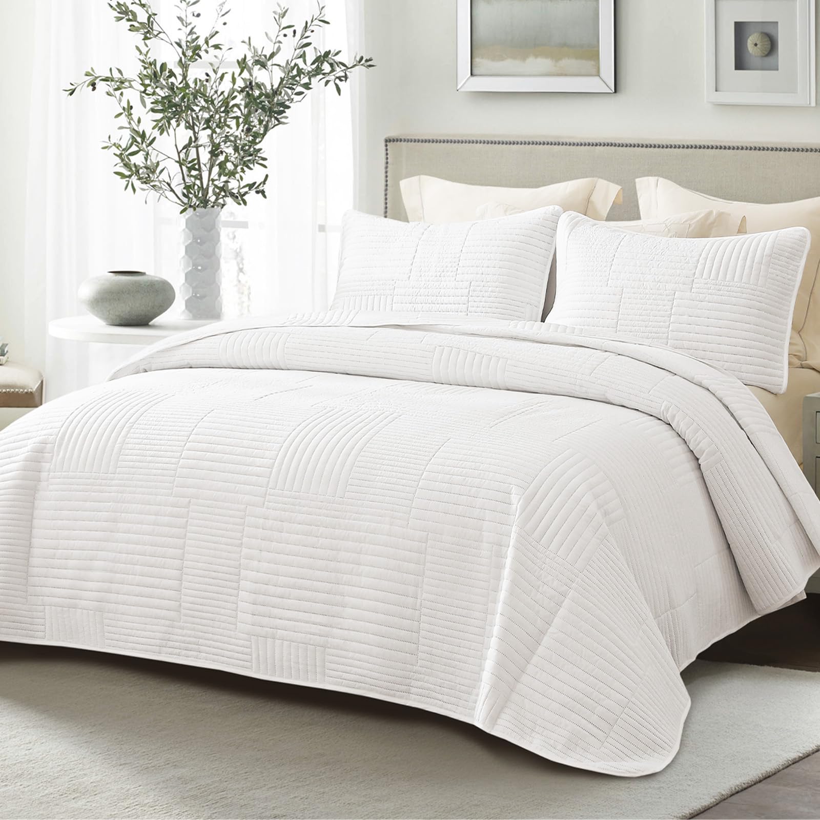 Photo 1 of ***SIMILAR ITEM*** Whale Flotilla Ultra Soft Queen Quilt Bedding Set, Lightweight Microfiber White Quilts Bedspreads Full Size, 3 Piece Ultrasonic Geometric Coverlet Bed Cover for All Seasons