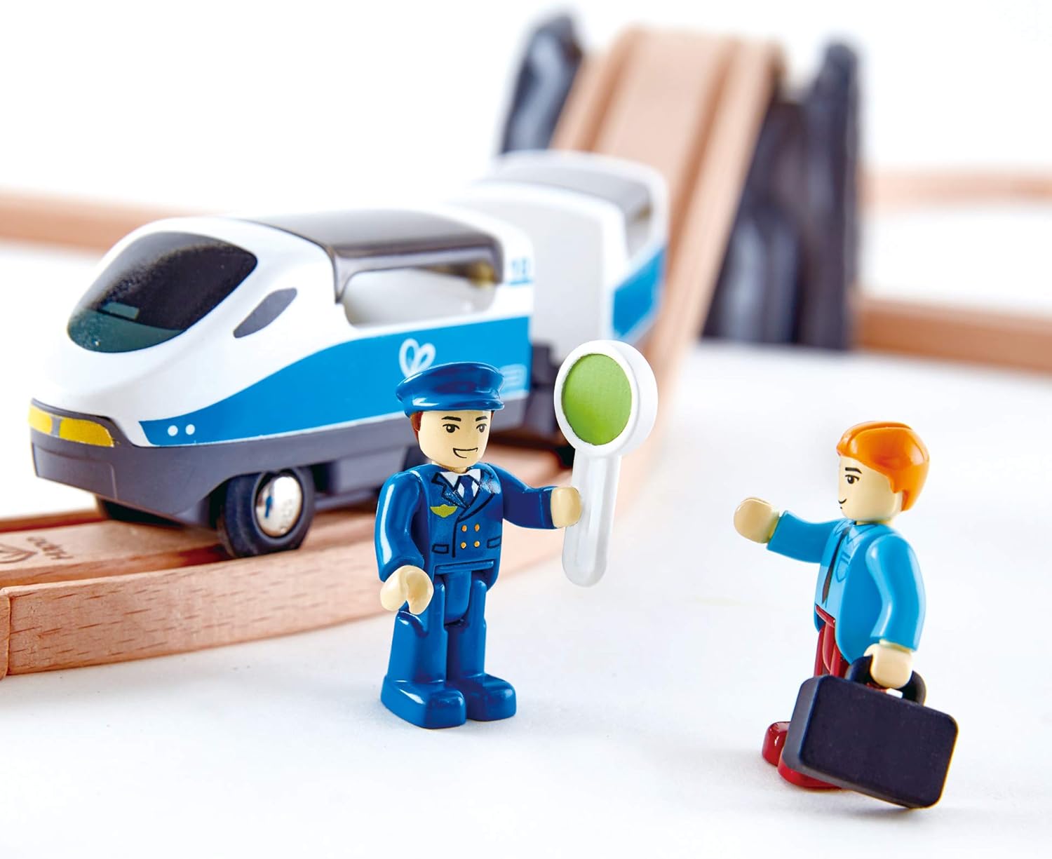 hape figure eight railway set