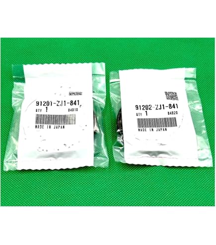 Amazon.com: Honda 91201-ZE3-004 Oil Seal (35X52X8) : Automotive