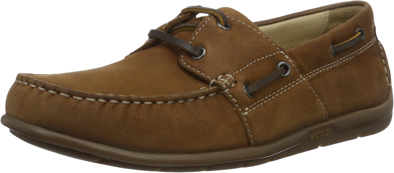 ecco boat shoes