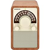 AM/FM Table Top Wooden Radio (Walnut)