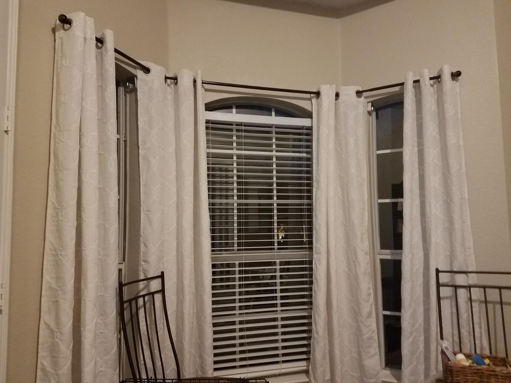 7/mo Finance Decopolitan Ball Bay Window Curtain Rod Set, Light Gold