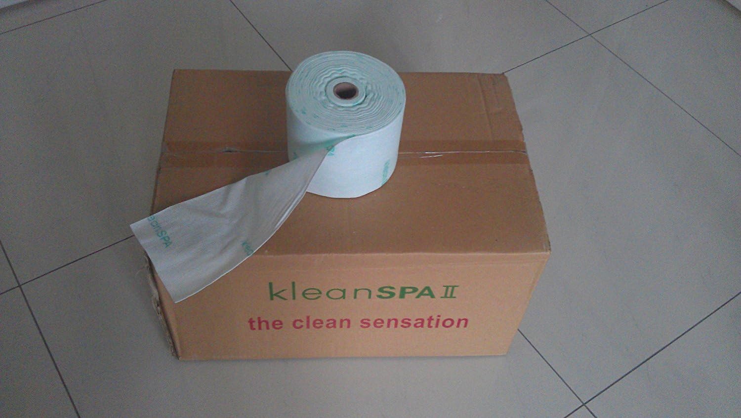 BOX OF 12 Thick Microfibre Cleaning Cloths Semi Disposable Tissue Rolls