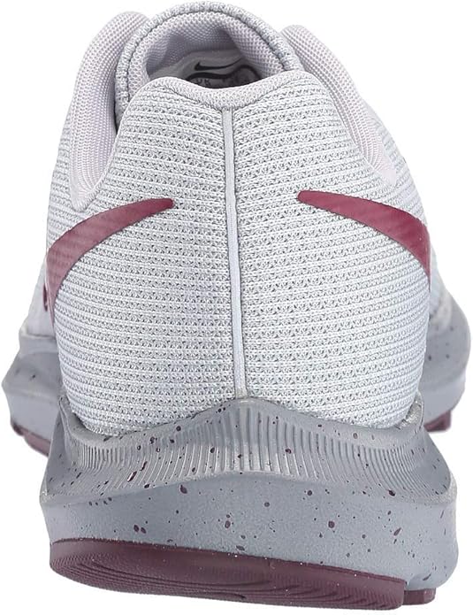 nike run swift se wolf grey