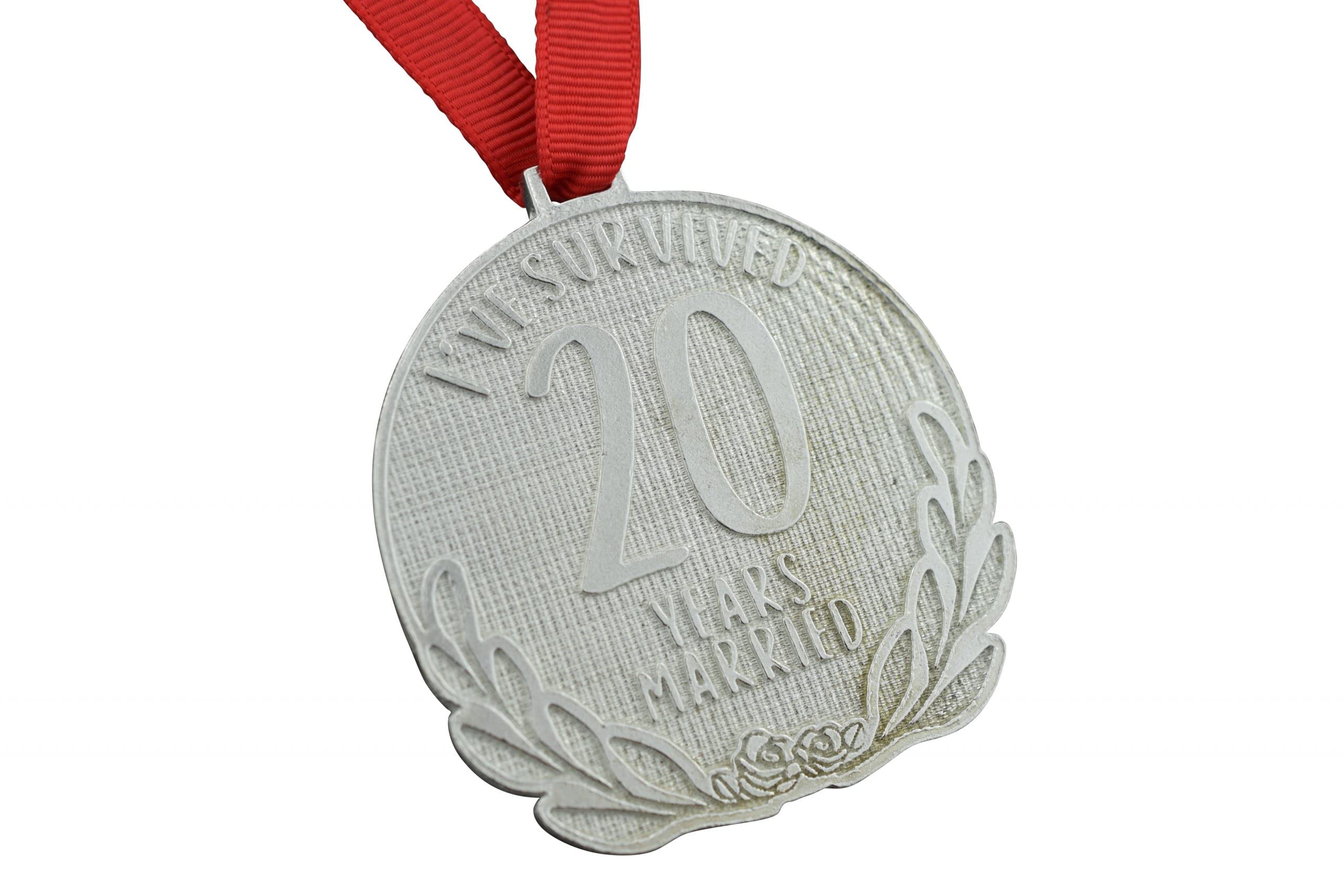 Pirantin 20th Anniversary Medal – I’ve Survived 20 Year Married Medal