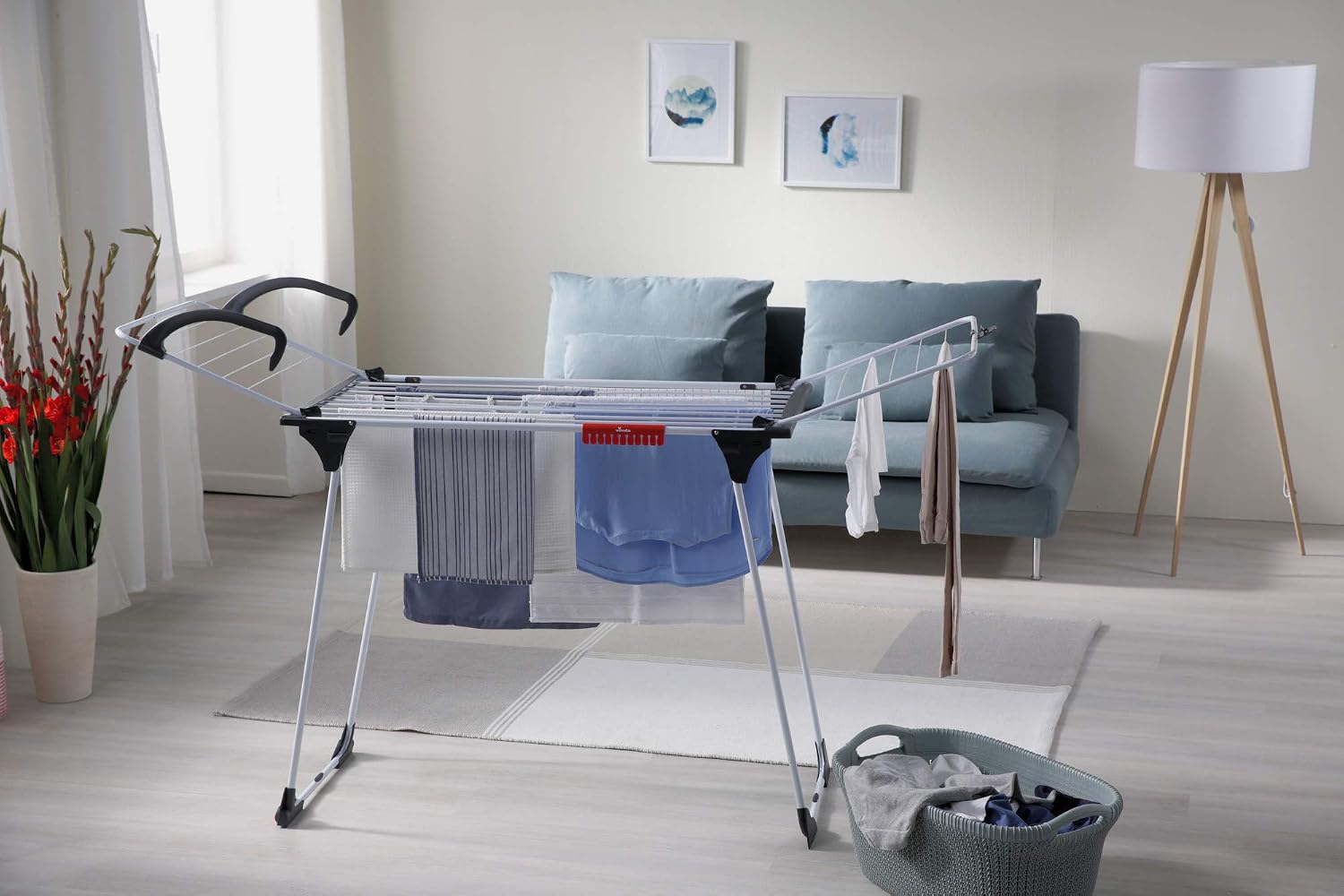 Vileda Premium 2-in-1 Indoor Airer, White, 8 x 57 x 106 cm - Image 5