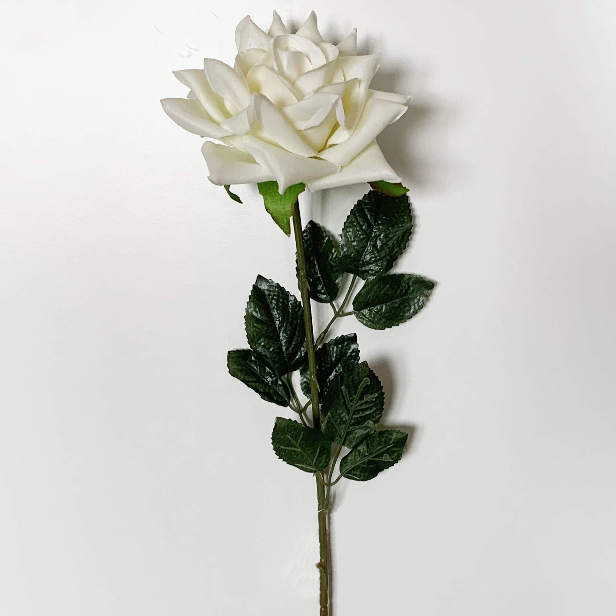WELL HOME MOBILIARIO & DECORACIÓN 75cm Pink Bouquet in White Velvet