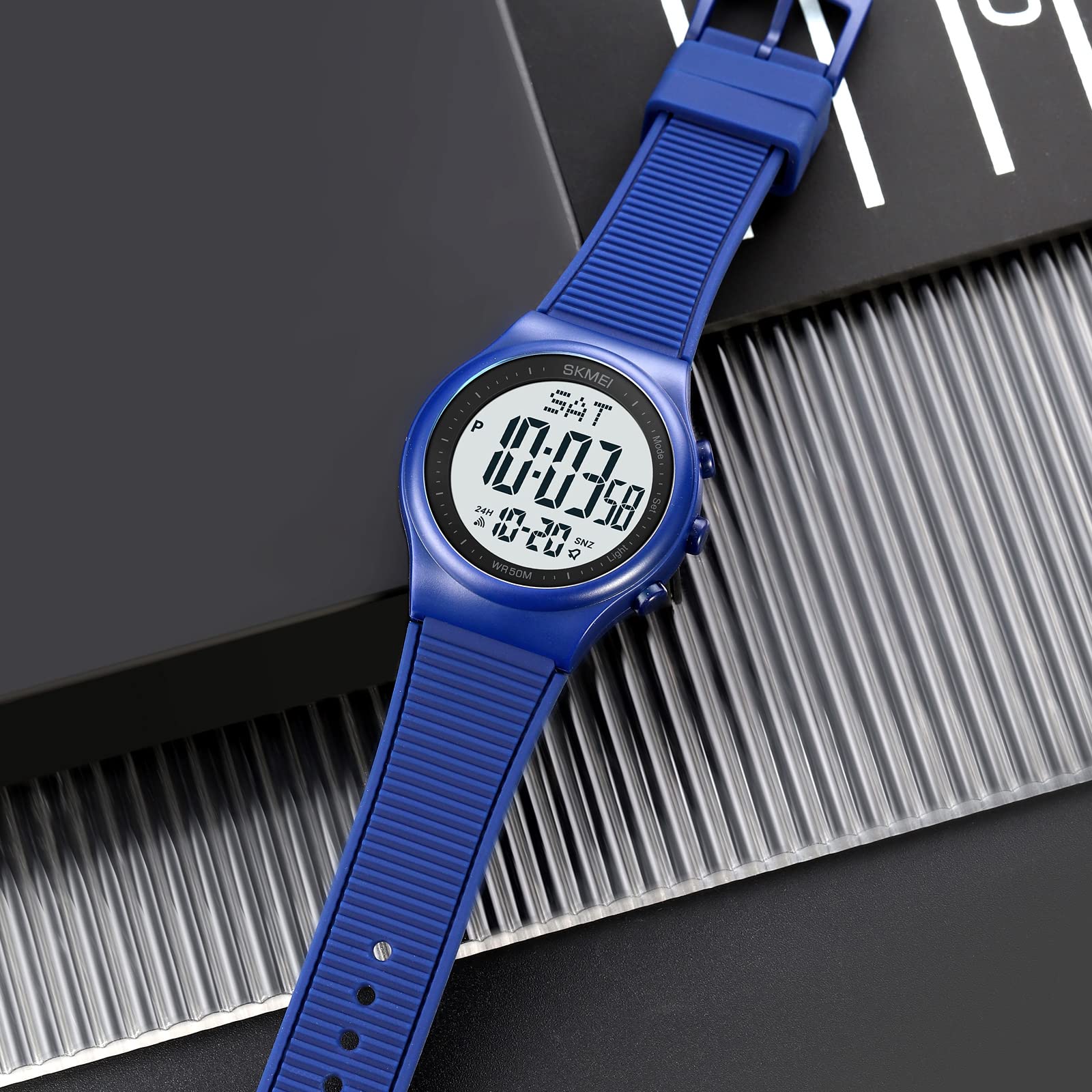 Digital Watch for Women Waterproof Stopwatch Sports Watches for Mens and Womens Unisex Outdoor Rubber Strap Multifunction Wristwatch with Luminous Display
