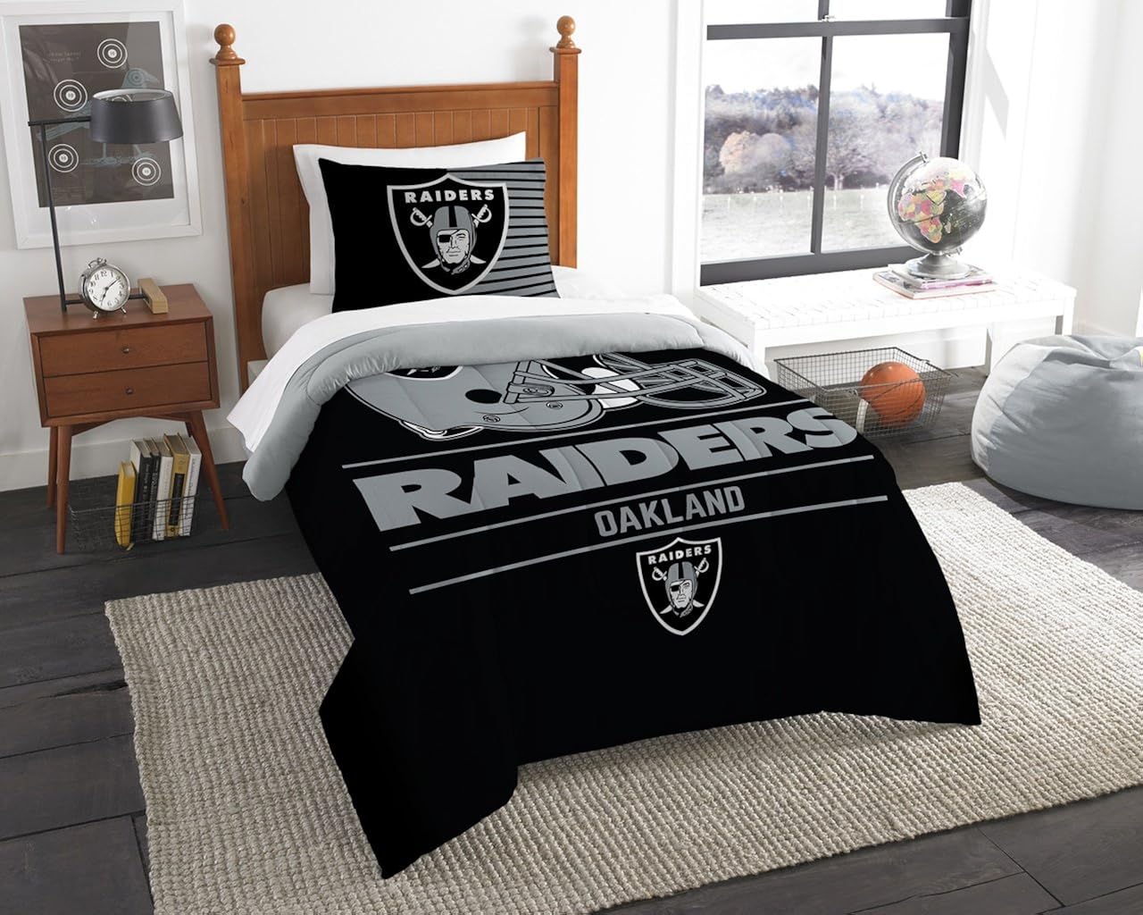 Amazon Com Northwest Nfl Oakland Raiders Twin Comforter And Sham