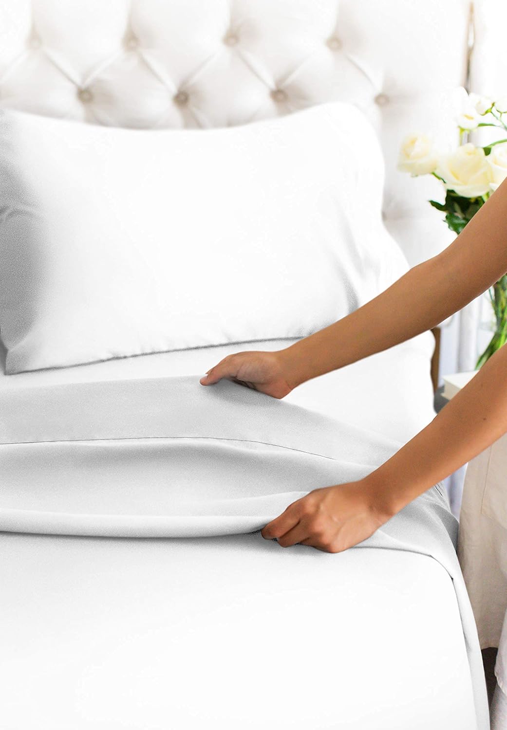Queen Size Sheet Set - 4 Piece Set - Hotel Luxury Bed Sheets - Extra Soft - Deep Pockets - Easy Fit - Breathable & Cooling Sheets - Wrinkle Free - Comfy - White Bed Sheets - Queens Sheets – 4 PC: Kitchen & Dining