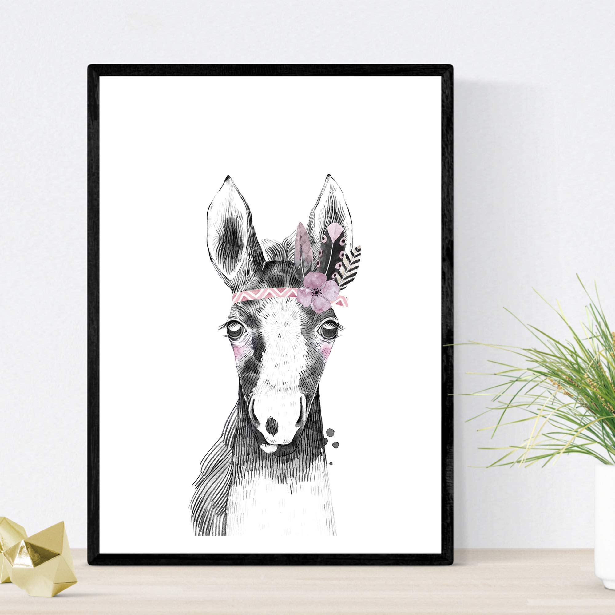 Nacnic Baby Horse Children's blade with feathers and flowers on her head Poster Child Size A3 Frameless