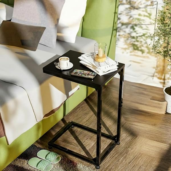 WEGXY C-SHAPED END TABLE, SMALL SIDE TABLE FOR COUCH WITH STURDY METAL FRAME, MULTI-FUNCTIONAL SOFA TABLE FOR LIVING ROOM, BEDROOM, BEDSIDE, NIGHTSTAND, COMPACT ACCENT TABLE – BLACK