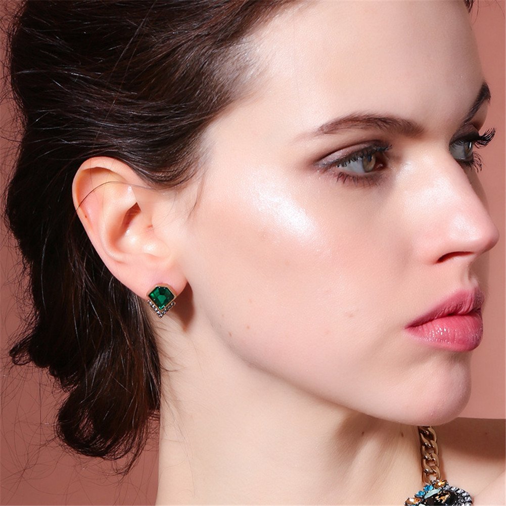Women\'s Classic V Design Green Emerald Stud Earrings, Fashion Crystal Jewelry for Party