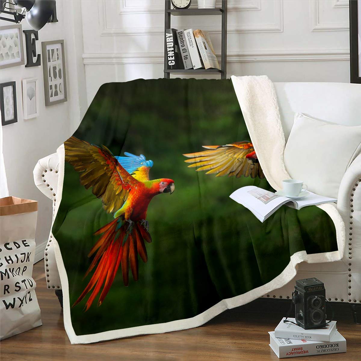 Loussiesd Parrot Print Plush Blanket Bright Colorful Parrots Sherpa Throw Blanket Tropical Bird Animal Fleece Blanket for sofa Couch 3D Wildlife Pattern Fuzzy Blanket Room Decor Double 60"x79"