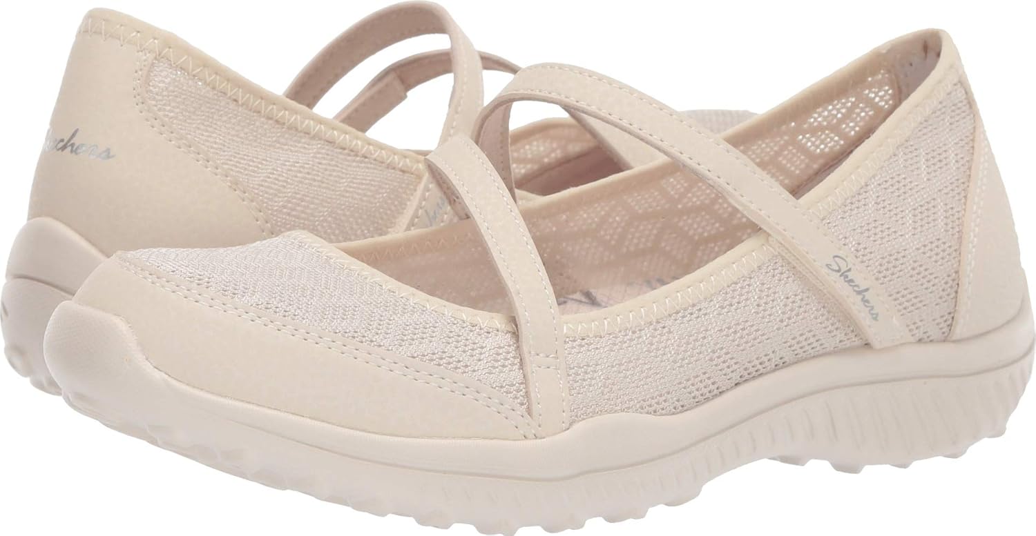 skechers be light eyes on me