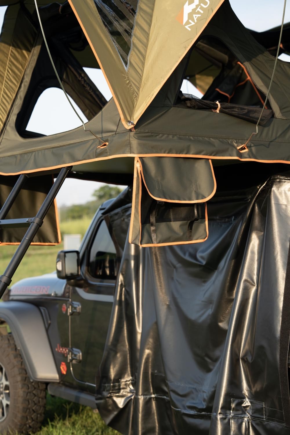 Mua Roof Top Tent Camping, Aluminium Triangle Shell Camping SUV Car ...