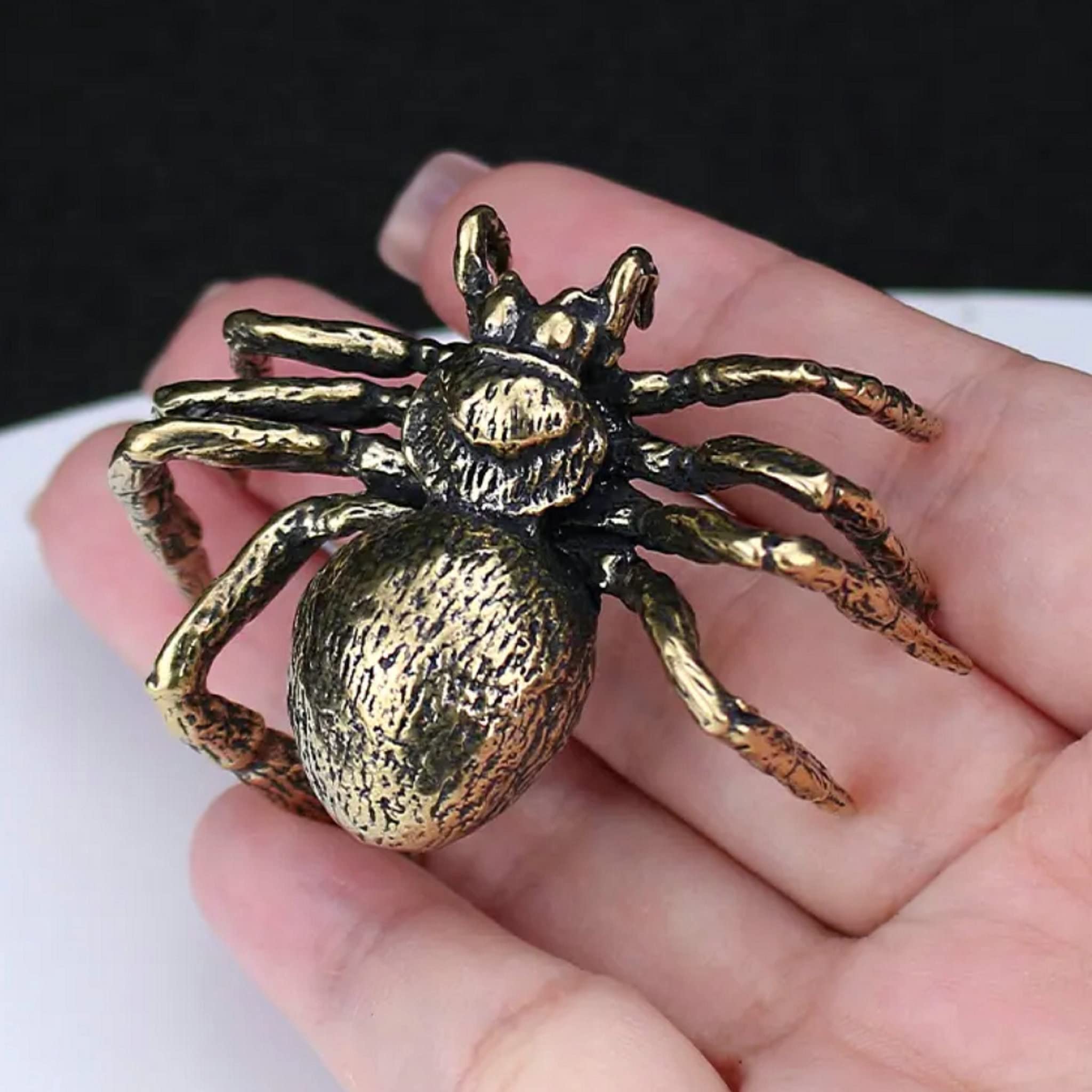 YINSHIU Brass Spider Figurine Creative Vintage Brass Animal Tarantula Wealth Sculpture for Home Office Zen Garden Ornament