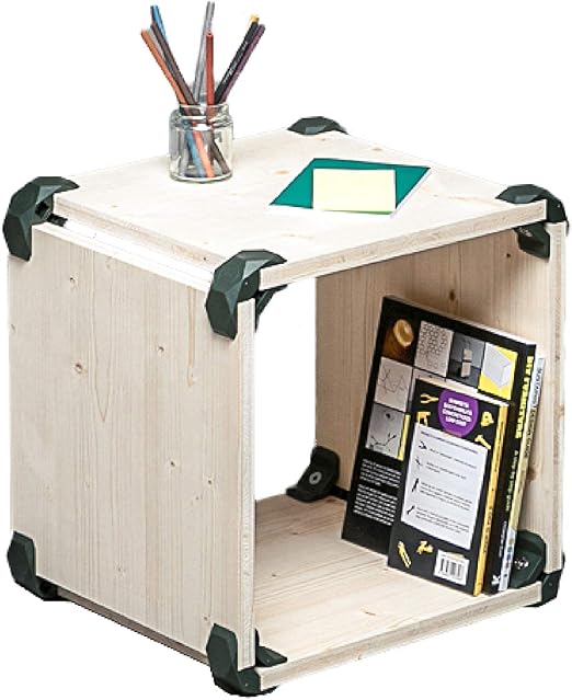 PlayWood, modularer Würfel aus Fichtenholz mit Ablagefach, als Hocker