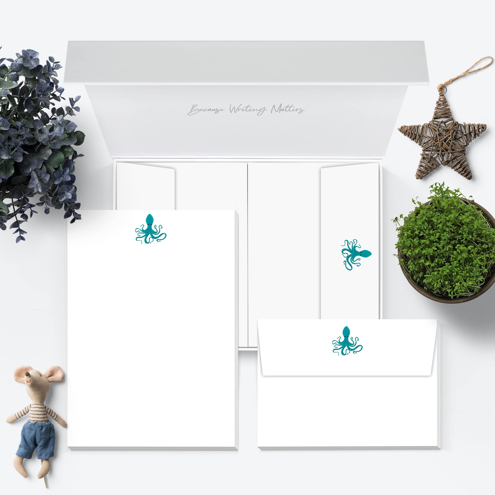 Me Loovely Octopus Letter Writing Paper and Envelopes Set Stationery Writing Supplies for Personal & Business Letters Or Gift | Christmas Gifts (Pack of 20)