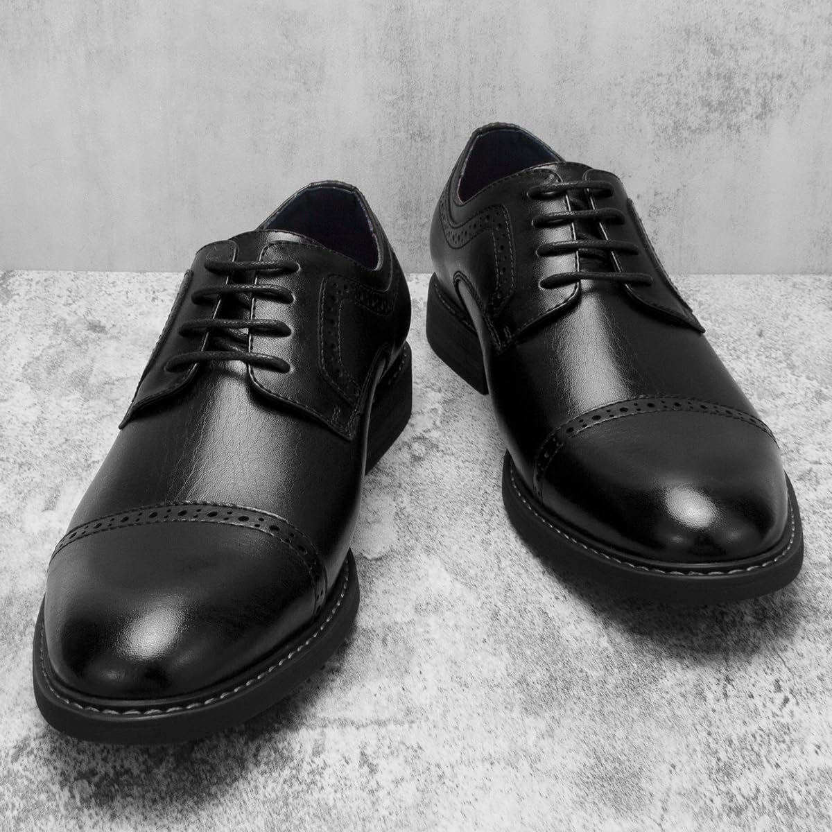 Temeshu Men's Oxfords Lace Up Casual Dress Shoes Classic Formal Modern Business Shoes DS08