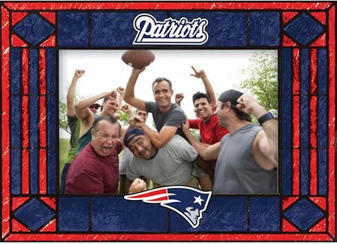 Amazon Com New England Patriots Art Glass Horizontal Frame Nfl New England Patriots Photo Frame Sports Outdoors