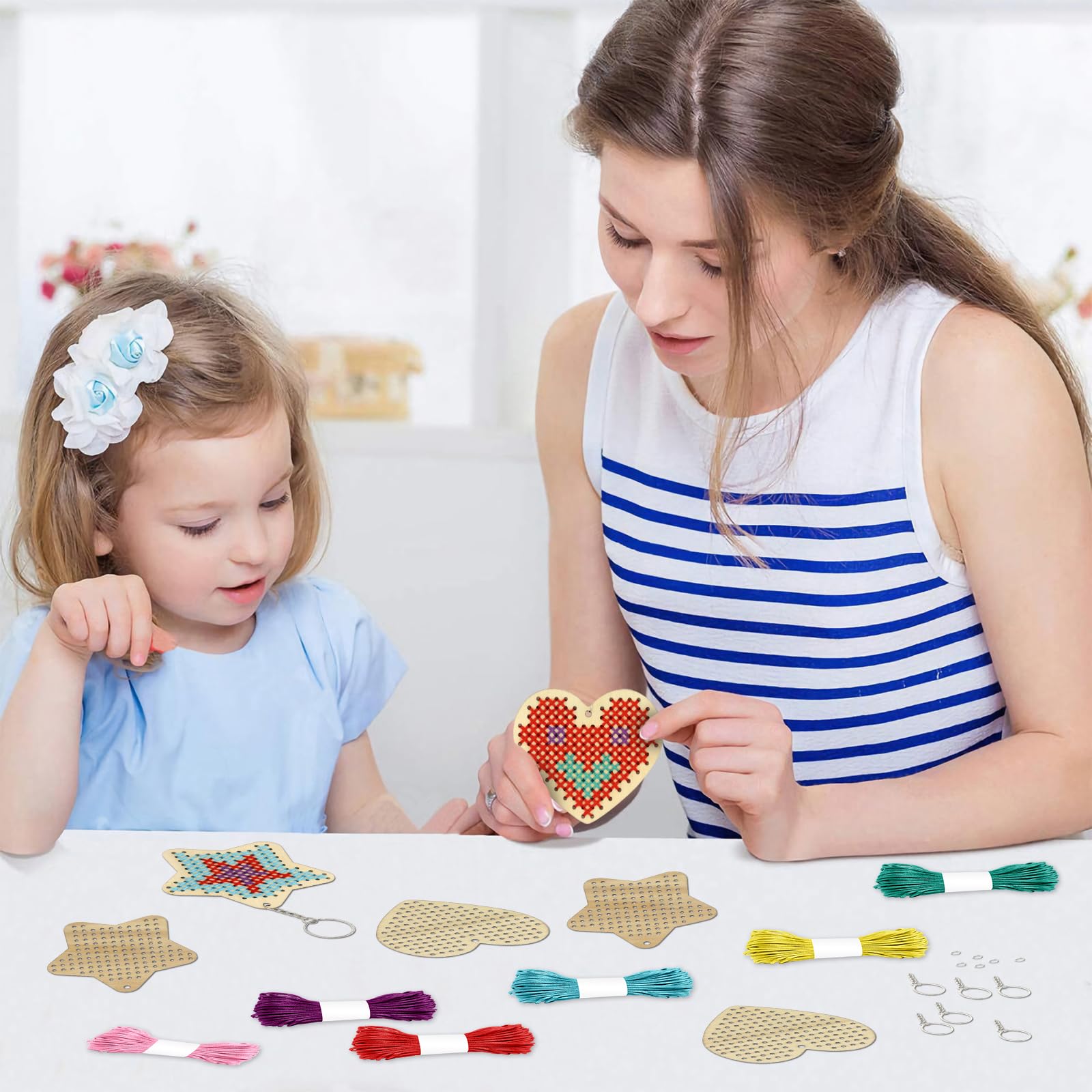 VKPI Wooden Cross Stitch Kits for Kids, Make Your Own 6 Cross Stitching Keyrings, Wood Sewing Kit, Arts & Crafts Stars, Hearts Ornaments, Plastic Needle Embroidery Kit for Beginners, Girls, 6-13