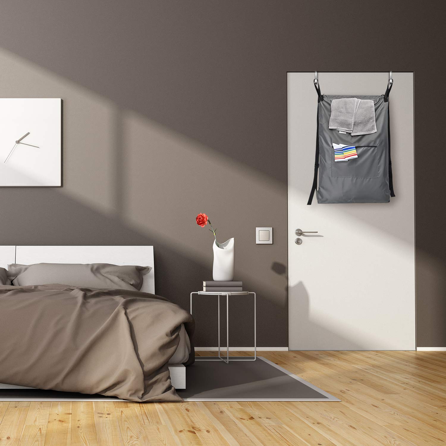 Laundry Hamper Bag, Large Laundry Backpack with Adjustable Shoulder Straps, Drawstring Lockable Door Hanging Bag for College Dorm, Bedroom, Bathroom (1 Laundry Backpack + 1 Laundry Mesh Bag)