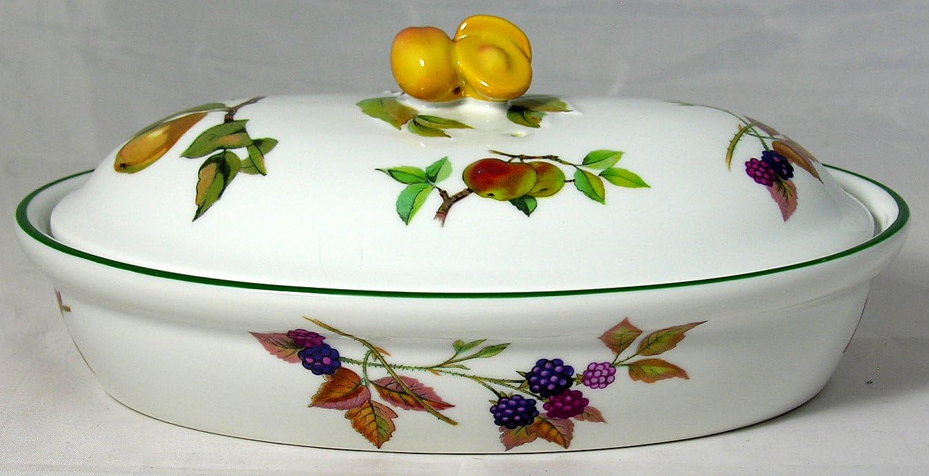 Royal Worcester Evesham Vale 9" Oval Entree Dish with Lid Green Trim