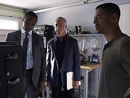 Bosch Season 6 Titus Welliver Jamie Hector Amy Aquino Madison Lintz Lance Reddick Daniel Pyne Eric Overmyer Michael Connelly Jeffrey Fiskin Tom Bernardo Shaz Bennett Katie Pyne Alex Meenehan Osokwe Vasquez Ernest Amazon Co Jp