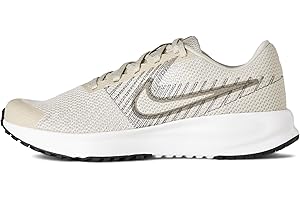 Nike Womens Run Defy Road Running Shoes